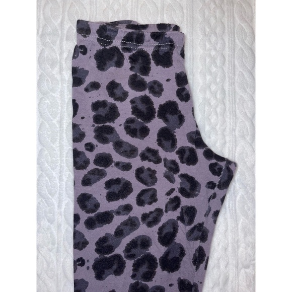 Kid’s Light Purple Xhilaration Leopard Print Leggings 💜 - Picture 9 of 15
